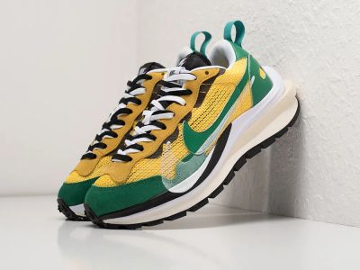 Лот: 19988945. Фото: 1. Кроссовки Sacai x Nike Vapor Waffle. Кеды, кроссовки, слипоны