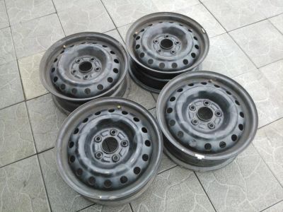 Лот: 4624563. Фото: 1. Штампованные диски R - 15 5*114... Диски