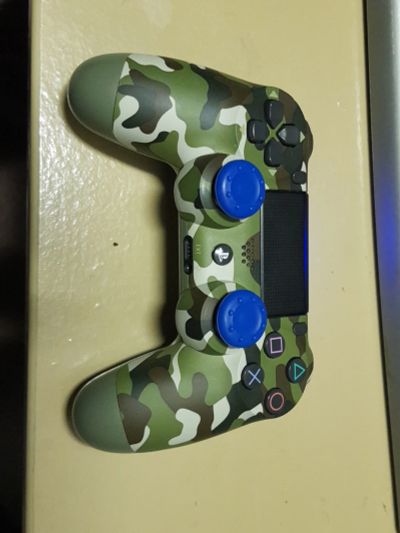 Лот: 18627371. Фото: 1. Геймпад Sony Dualshock 4. Аксессуары для игровых приставок, консолей, геймпады