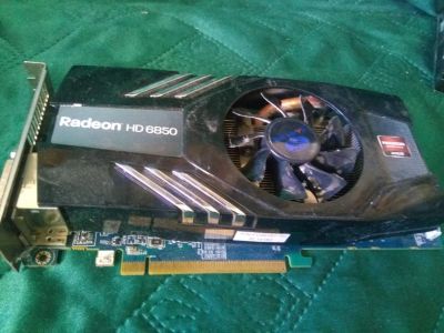 Лот: 18737039. Фото: 1. Видеокарта AMD Radeon HD 6850. Видеокарты