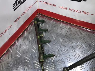 Лот: 16615635. Фото: 1. Форсунка топливная Toyota Wish... Топливная система