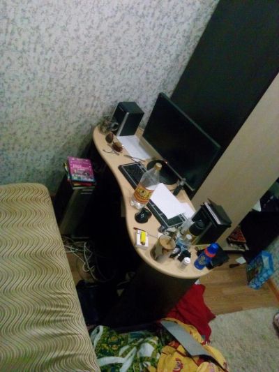 Лот: 7903133. Фото: 1. стол письменный, компьютерный. Компьютерные и письменные столы