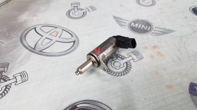 Лот: 23587767. Фото: 1. Клапан электромагнитный Audi A5... Топливная система