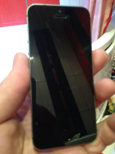 Лот: 6449693. Фото: 1. Продам IPhone 5s space gray 16gb... Смартфоны
