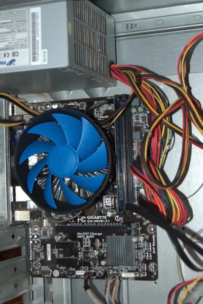 Лот: 6114740. Фото: 1. Системный блок на core i3-4130. Компьютеры в сборе