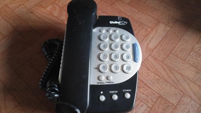 Лот: 8322810. Фото: 1. стационарный телефон 2. Проводные телефоны