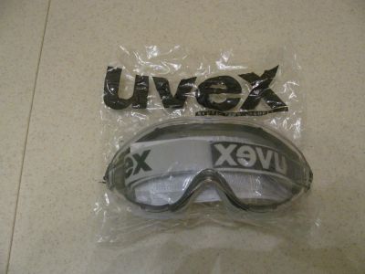 Лот: 9442781. Фото: 1. Очки закрытые Uvex "Ультрасоник... Защитные очки, каски, перчатки