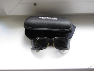 Лот: 5914497. Фото: 1. Солнцезащитные очки унисекс Polaroid. Очки солнцезащитные