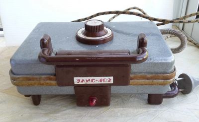 Лот: 11632393. Фото: 1. Вафельница из СССР. Кухонная