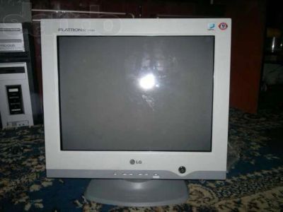 Лот: 3660606. Фото: 1. монитор LG Flatron ez T710BH. ЭЛТ-мониторы