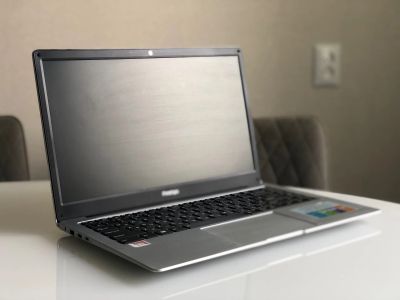Лот: 23540088. Фото: 1. Тонкий ноутбук Smartbook Prestigio... Ноутбуки