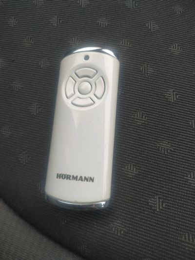 Лот: 15585636. Фото: 1. HS5-868-BS пульт Hormann для ворот. Ворота, заборы, шлагбаумы