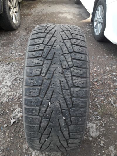 Лот: 14775596. Фото: 1. Nokian Hakkapeliitta 7 SUV 275... Шины