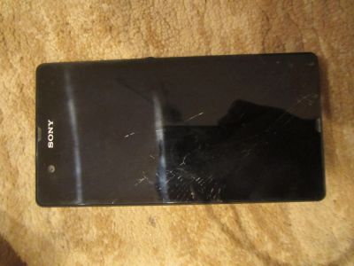 Лот: 4765222. Фото: 1. Sony Xperia Z. Смартфоны