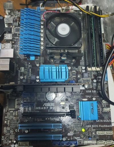 Лот: 17434948. Фото: 1. Материнская плата Asus M5A97... Комплекты запчастей