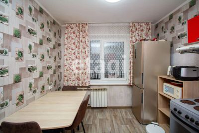 Лот: 25298315. Фото: 1. 2-комн. квартира , Красноярск... Квартиры, студии