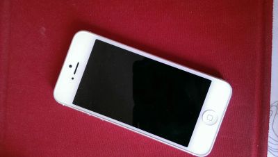 Лот: 4373940. Фото: 1. Apple IPhone 5 Сгорел проц. Смартфоны