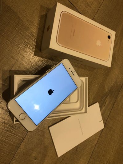 Лот: 18456299. Фото: 1. iPhone 7 Gold 32 гб. РСТ. Смартфоны