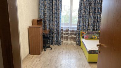 Лот: 20847239. Фото: 1. Сдам 3-комн. улица Молокова, 5В... Квартиры, студии