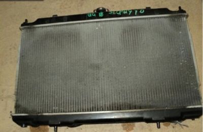 Лот: 8186757. Фото: 1. Радиатор на Nissan Sunny. Двигатель и элементы двигателя