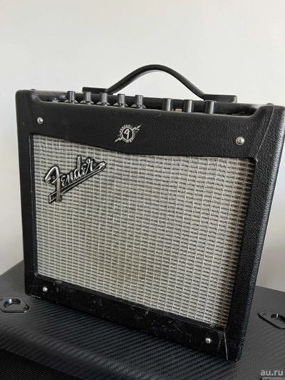 Лот: 18550072. Фото: 1. Комбоусилитель Fender Mustang... Гитарные эффекты и комбоусилители
