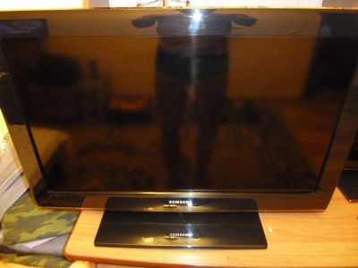Лот: 3051568. Фото: 1. Samsung LE32B530. Телевизоры