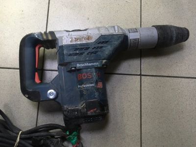 Лот: 15554682. Фото: 1. Отбойник BOSCH GBH 5-40 DCE. Электроинструмент