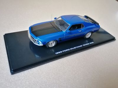 Лот: 17017303. Фото: 1. Ford Mustang Boss 302, 1:43. Автомоделизм