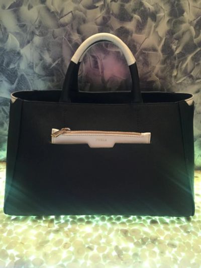Лот: 6622651. Фото: 1. Сумка Furla оригинал 2. Сумки