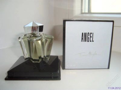 Лот: 1789848. Фото: 1. Thierry Mugler Angel Женская парфюмерия. Женская парфюмерия
