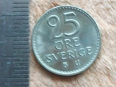 Лот: 10074964. Фото: 1. Монета 25 эри оре ери Швеция 1973... Европа