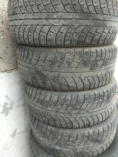 Лот: 11755675. Фото: 1. Gislaved Nord Frost 5 205/55 R16. Шины