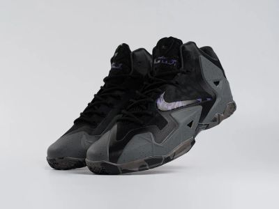 Лот: 24973226. Фото: 1. Кроссовки Nike Lebron 11. Кеды, кроссовки, слипоны