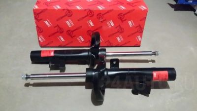 Лот: 10978158. Фото: 1. Амортизаторы передние FORD Focus... Ходовая, подвеска, рулевое управление
