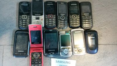 Лот: 13616847. Фото: 1. Samsung (Читайте описание!). Кнопочные мобильные телефоны