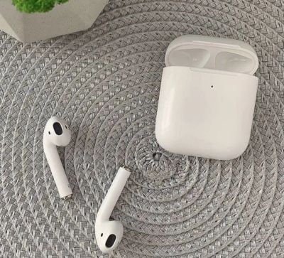 Лот: 21559589. Фото: 1. Наушники airpods 2 новые брак... Наушники, гарнитуры