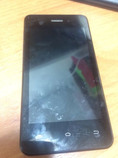 Лот: 9371650. Фото: 1. micromax q 301. Смартфоны