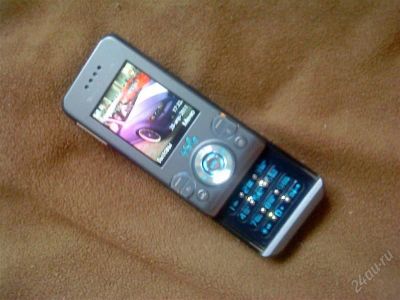 Лот: 931617. Фото: 1. Sony Ericsson W580i. Кнопочные мобильные телефоны