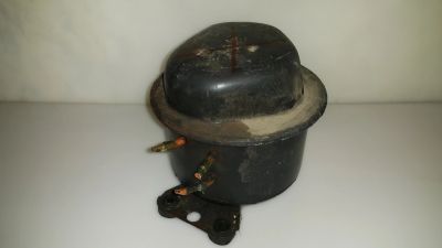Лот: 17220893. Фото: 1. Компрессор От холодильника. Запчасти для холодильников, морозильных камер