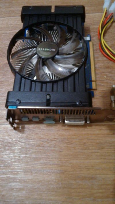 Лот: 6424613. Фото: 1. Видеокарта Gigabyte HD7770 (R7... Видеокарты