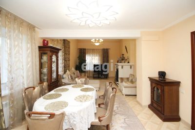 Лот: 25295195. Фото: 1. 5-комн. и более дом , Красноярск... Дома