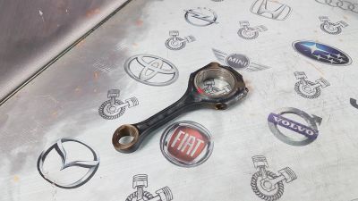 Лот: 23587798. Фото: 1. Шатун Mercedes-Benz S-Class M273KE46... Двигатель и элементы двигателя