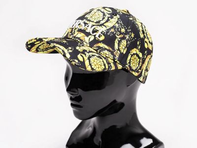 Лот: 24977606. Фото: 1. Кепка Versace. Шарфы, платки