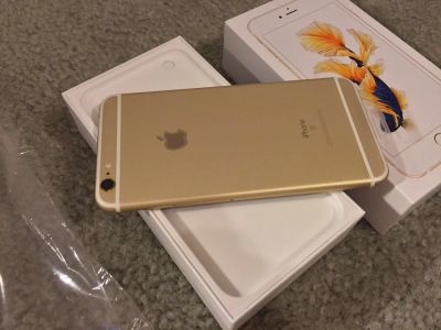 Лот: 12268842. Фото: 1. iPhone 6s gold 64 гигабайт. Смартфоны