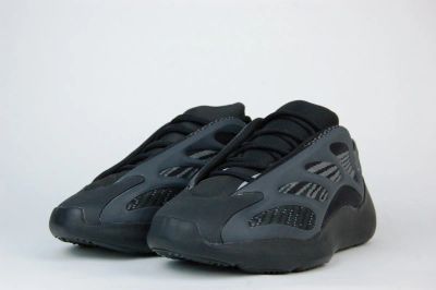 Лот: 16843973. Фото: 1. Кроссовки Adidas Yeezy Boost 700... Кеды, кроссовки, слипоны