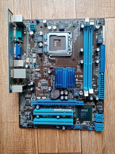 Лот: 17506053. Фото: 1. Материнская плата ASUS P5G41T-M... Материнские платы
