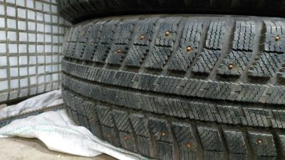 Лот: 24613074. Фото: 1. Продам шины зимние шипованные... Шины
