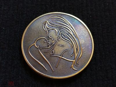 Лот: 16210349. Фото: 1. Медаль рожденному на Киришской... Сувенирные