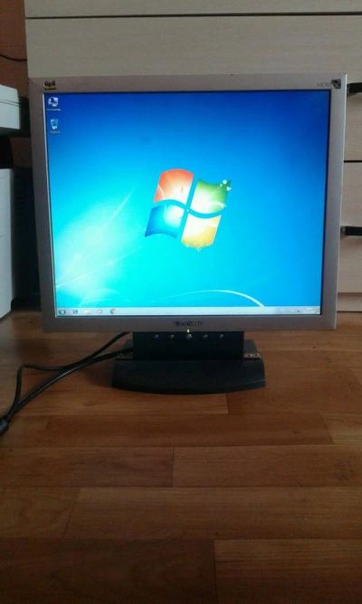Лот: 7107998. Фото: 1. Монитор ViewSonic VA702 диагональ... ЖК-мониторы