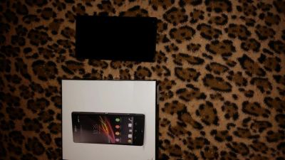 Лот: 4751414. Фото: 1. Смарфон Sony zl срочно!. Смартфоны